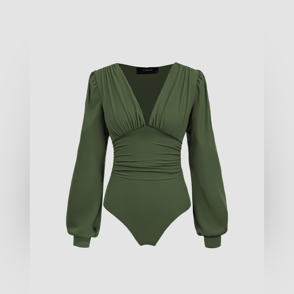 BRAND NEW- V neck body suit with tags on